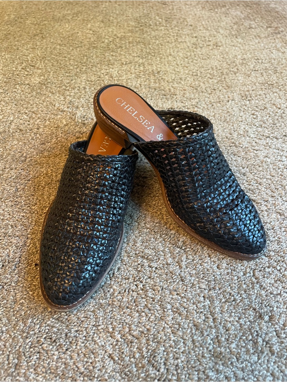 Chelsea & Violet Auggie Woven Leather Black Slip-On Mules Sz: 6.5 Coastal chic - Picture 4 of 9